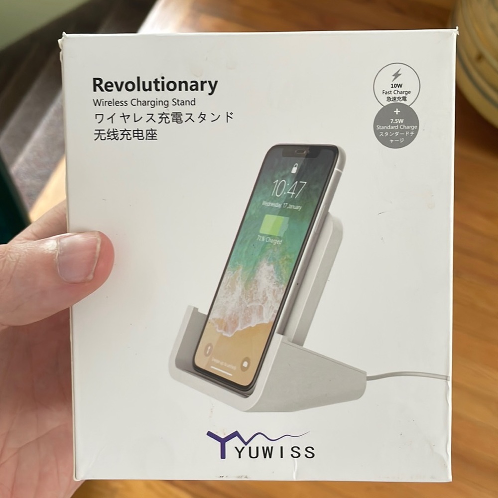 Wireless charging stand brand new nib